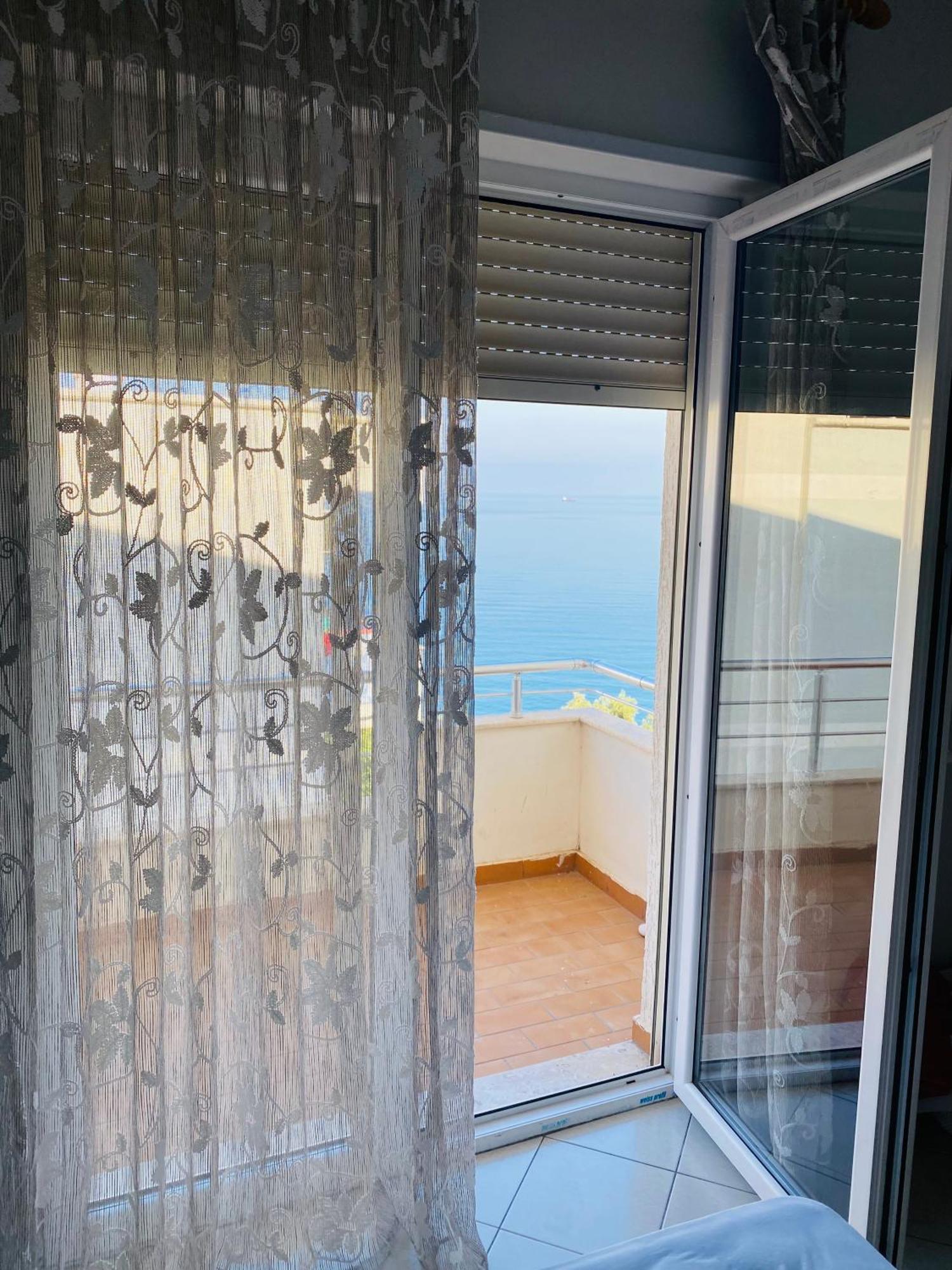 Edan Apartments Vlorë Extérieur photo